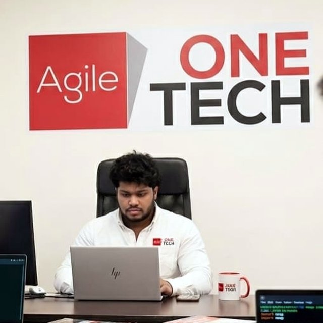Mahir Sharif, Cybersecurity Training Specialist